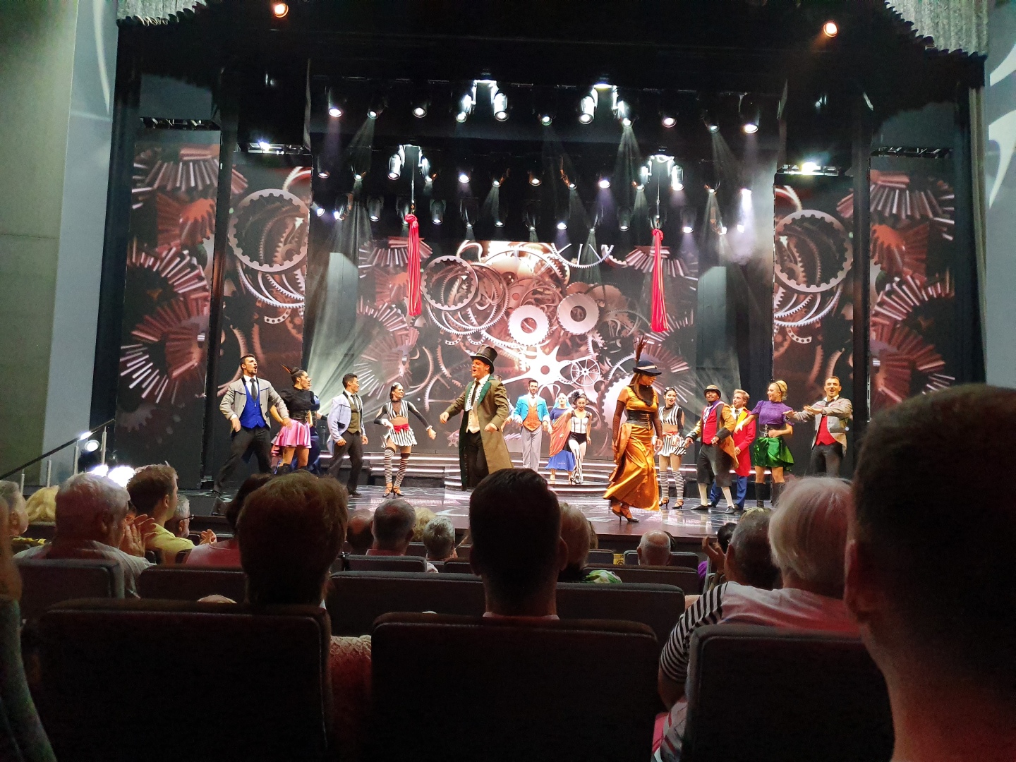 Abendshow an Bord -